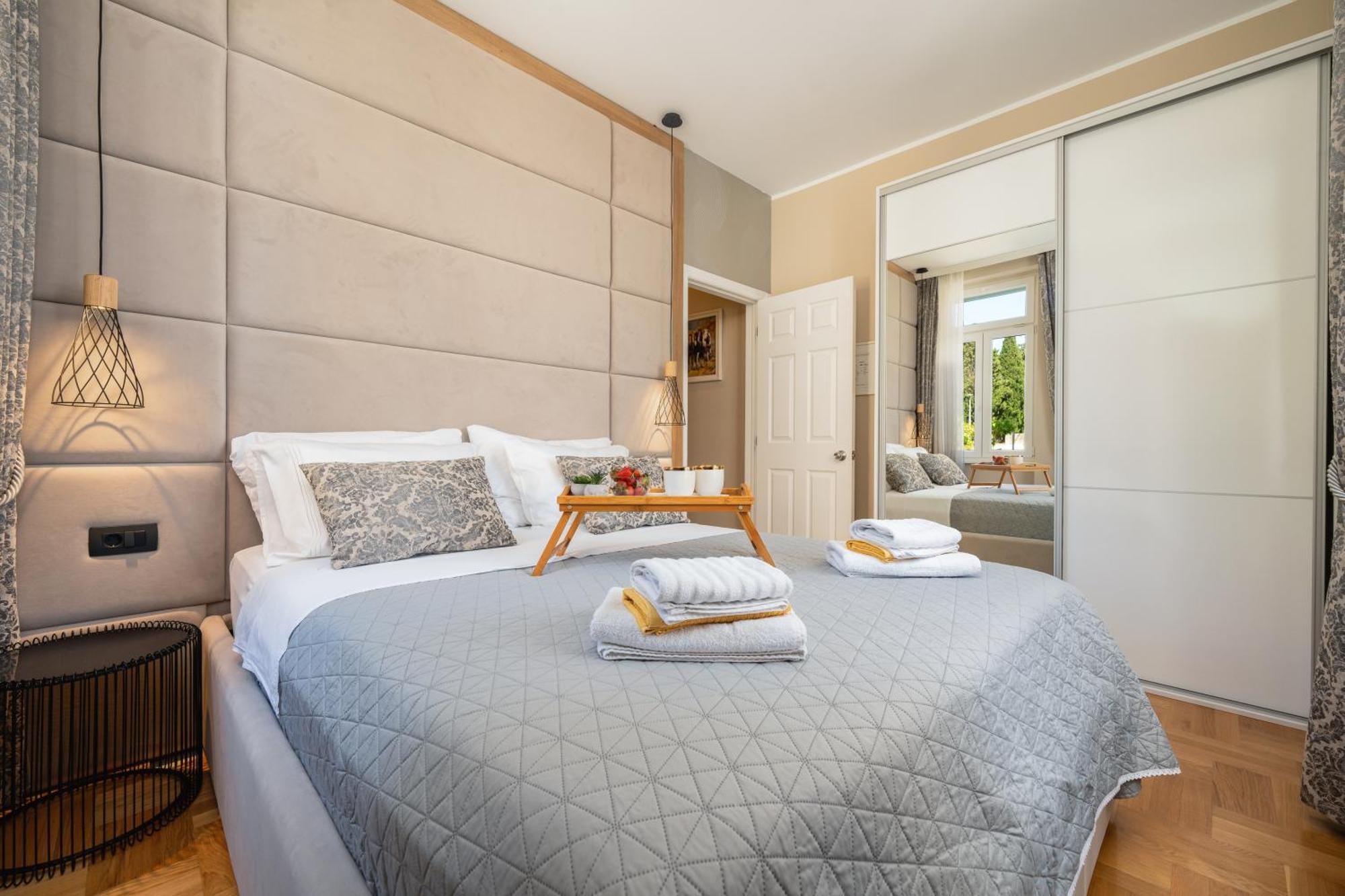 Premium Apartment Alba Rosa Split Buitenkant foto