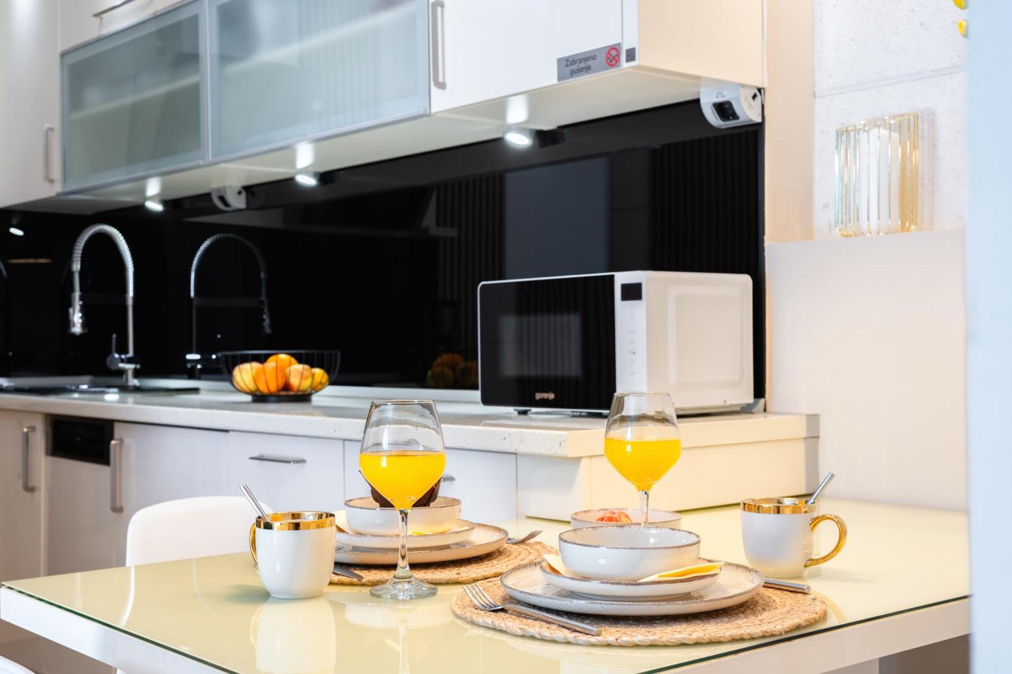 Premium Apartment Alba Rosa Split Buitenkant foto