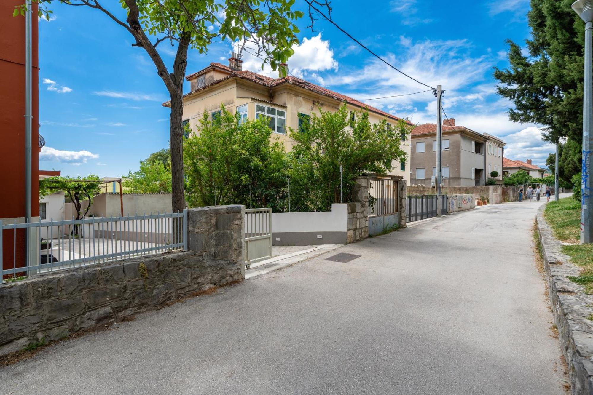 Premium Apartment Alba Rosa Split Buitenkant foto