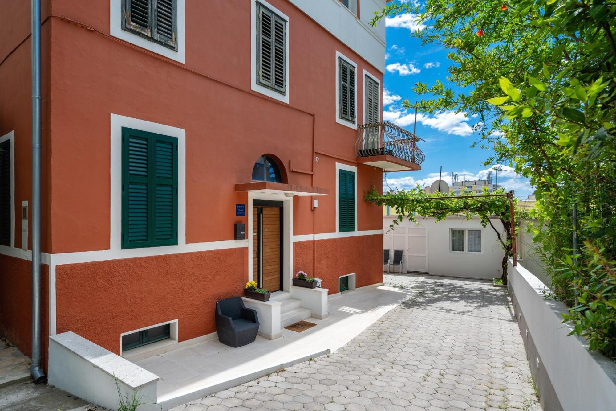 Premium Apartment Alba Rosa Split Buitenkant foto